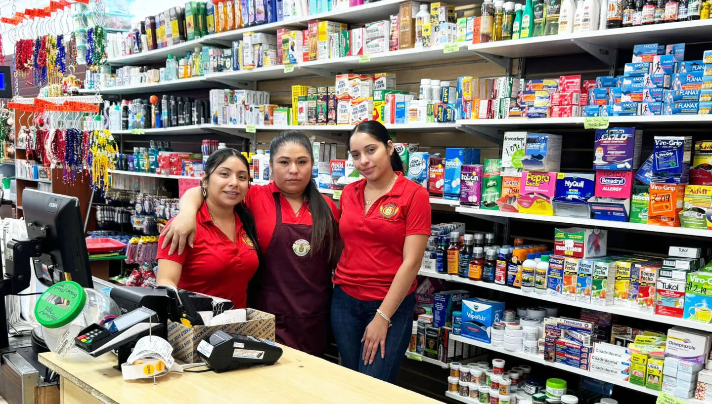 The El Progreso supermarket team